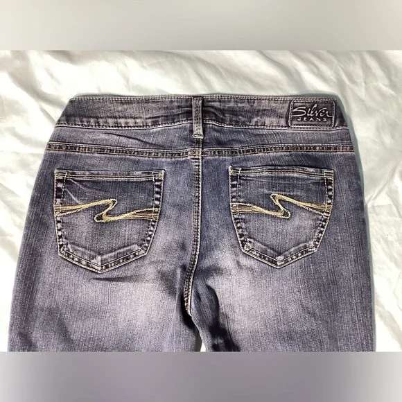 Silver Jeans Aiko Bootcut Medium Wash Size 27X31 (US 4) - Picture 5 of 15